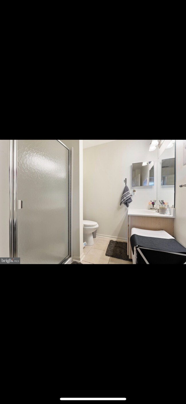 Building Photo - 1325 Tristram Cir