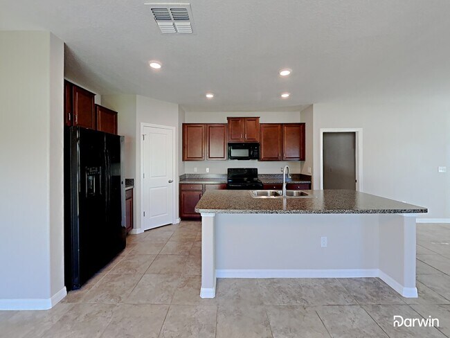 Building Photo - 10450 CARLOWAY HILLS DR, WIMAUMA, FL 33598