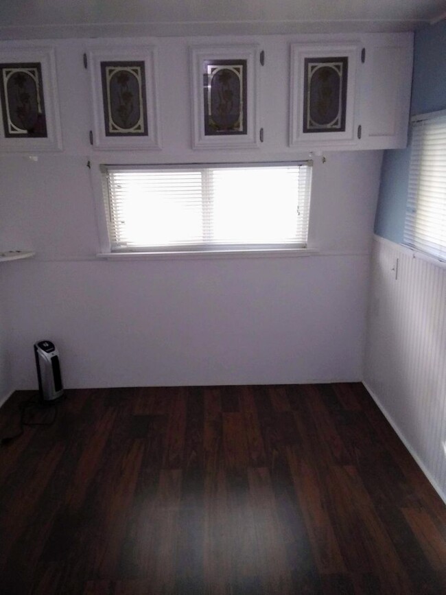 Foto del edificio - Beatifull 1 Bed 1 Bath Mobile Home