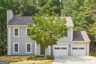 Building Photo - 3280 Pond Ridge Trail