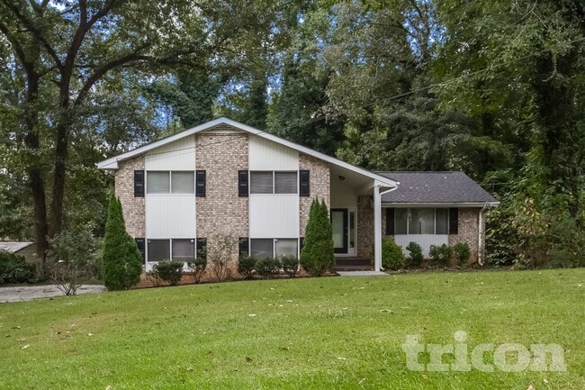 Building Photo - 543 Barbashela Cir