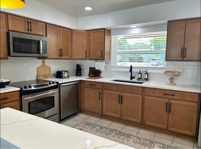 Foto del edificio - 1403 Stonehaven Way