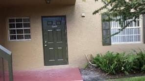 Foto del edificio - 10481 NW 8th St