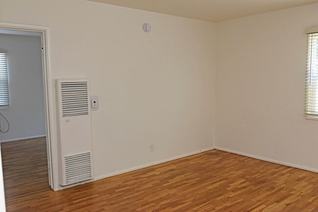 Building Photo - 5637 Strohm Ave