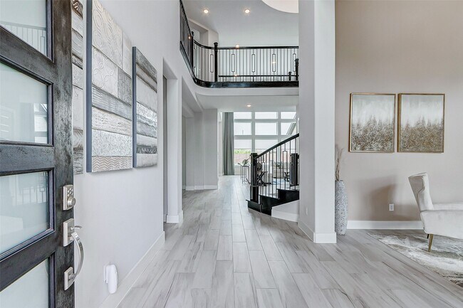 Building Photo - 9903 Regal Bend Dr