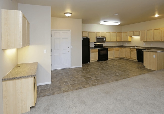 Building Photo - Shadow Ridge Apartments