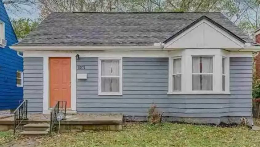 Front View - 5571 Farmbrook St