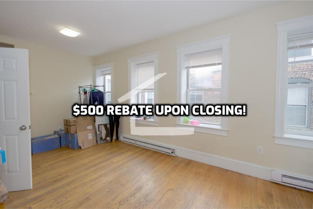 Primary Photo - Charming Apt in Perfect Location near Camp...