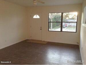 Building Photo - 985 N Carpenter Rd