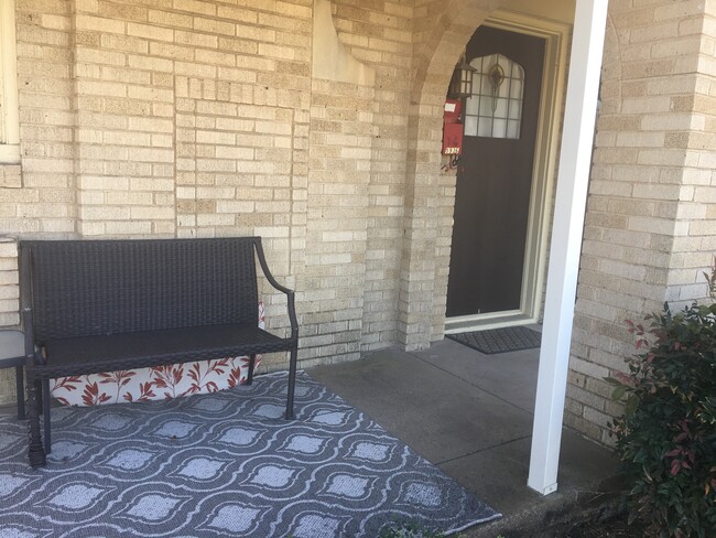 entrance - 5936 Velasco Ave