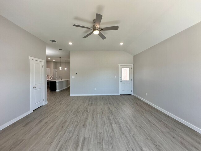 Building Photo - 1211 Antelope Trail