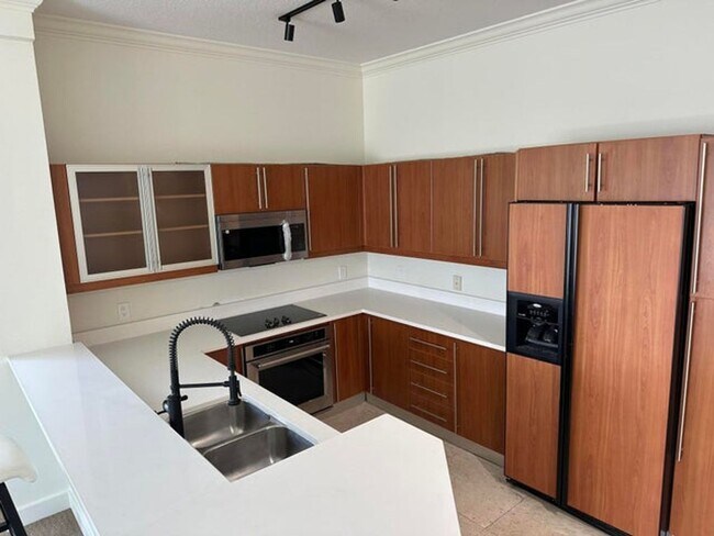 Photo - 1551 N Flagler Dr House