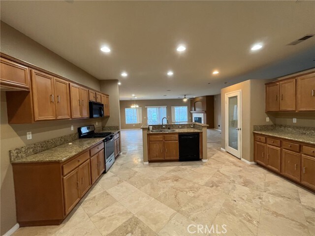 Building Photo - 844 Ventana