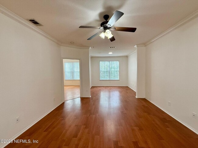 Building Photo - 13810 Sutton Park Dr N