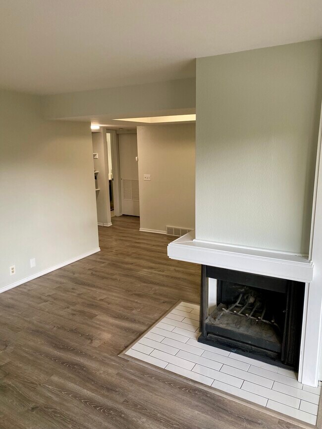 Foto del edificio - 1087 Countrywoods Cir