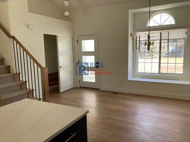 Foto del edificio - 10047 Deer Creek St