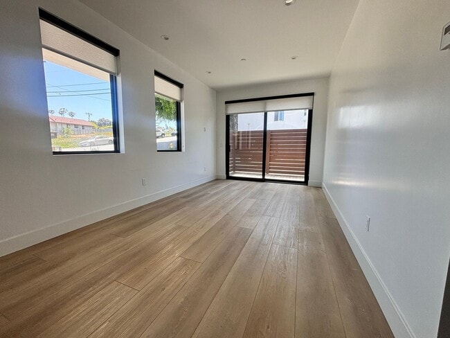 Foto del edificio - Luxury Living in the Heart of Downtown Encinitas