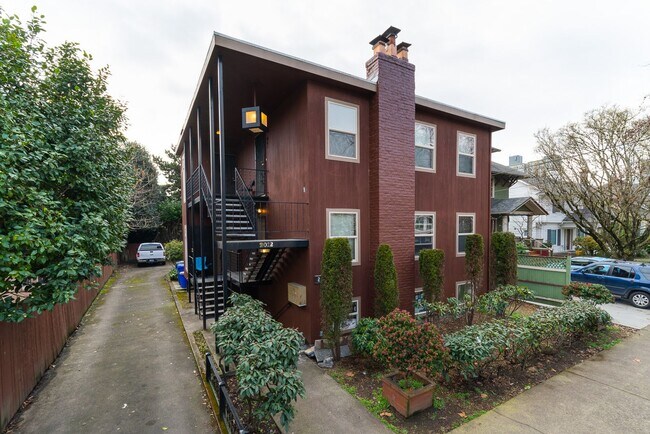 Foto del edificio - 2012 NE Clackamas St