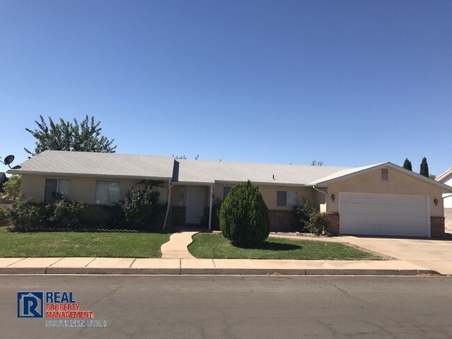 Building Photo - Three Bedroom Home in Washington