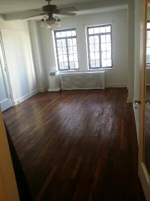 Building Photo - 5 Tudor City Pl