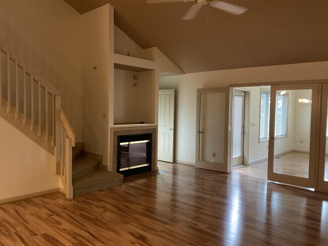 Building Photo - 4418 Manistee Dr