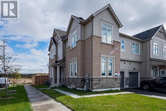 Building Photo - 35 Greer St