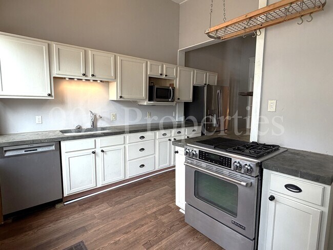 Foto del edificio - 59 S Cox St