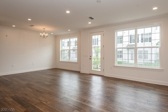 Building Photo - 5B Passe Ct