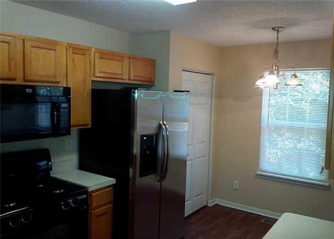 Building Photo - 2929 Edgefield Ct SW