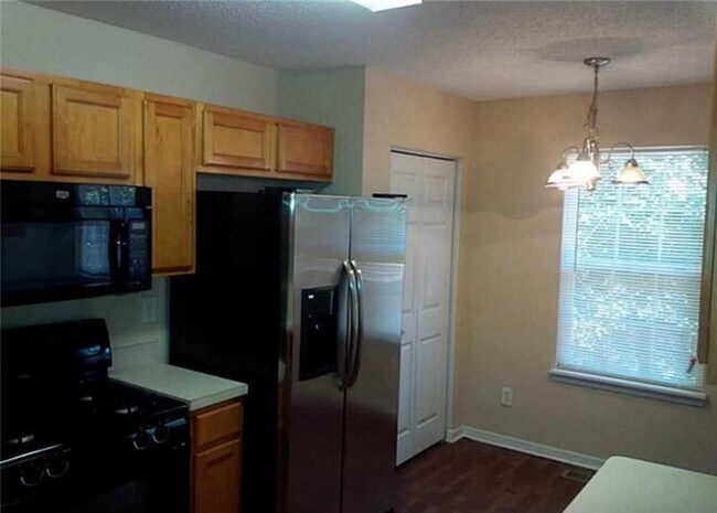 Foto del edificio - 2929 Edgefield Ct SW