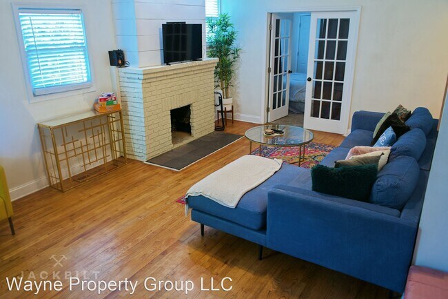 Building Photo - 3 br, 1 bath House - 1378 Oak St SW