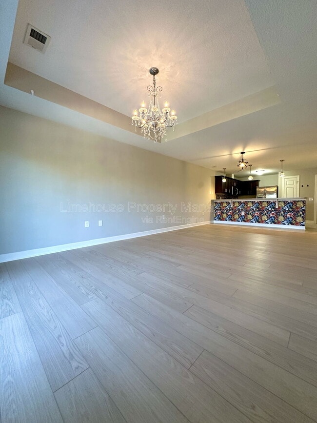 Building Photo - 1016 Thoroughgood Wy