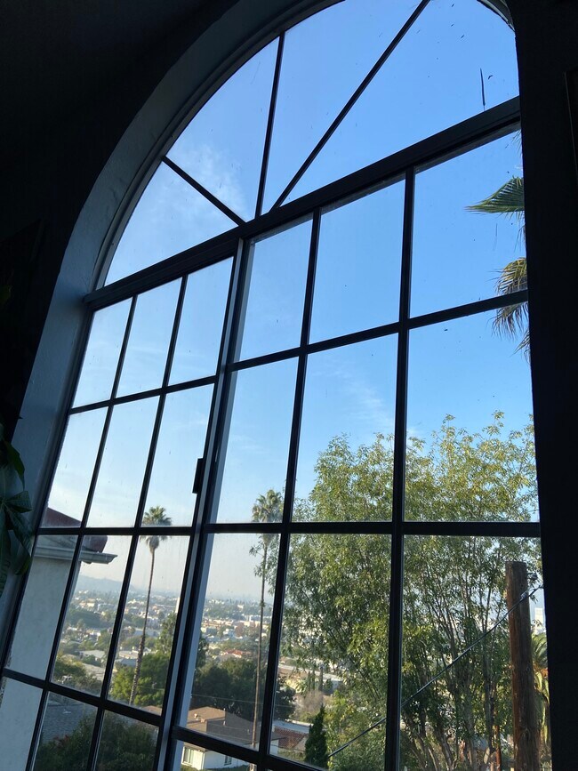 Foto del edificio - 612 Alta Vista Dr