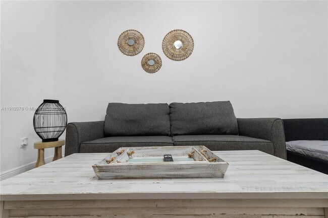 Building Photo - 301 86th St