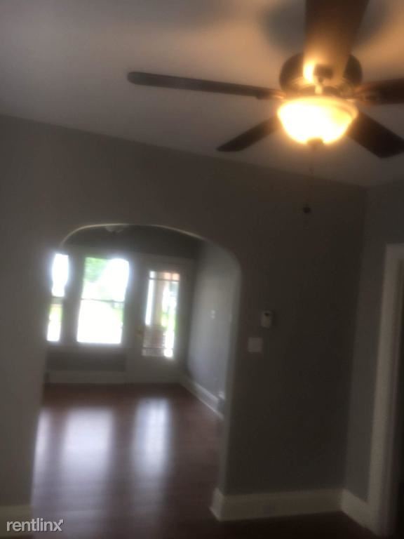 Foto del edificio - 4223 Valley Rd