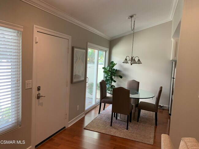 Foto del edificio - 1345 Alessandro Dr