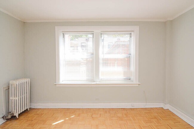 Foto del edificio - 714 W Belmont Ave