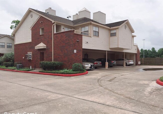 Building Photo - 1103 Dulles Ave