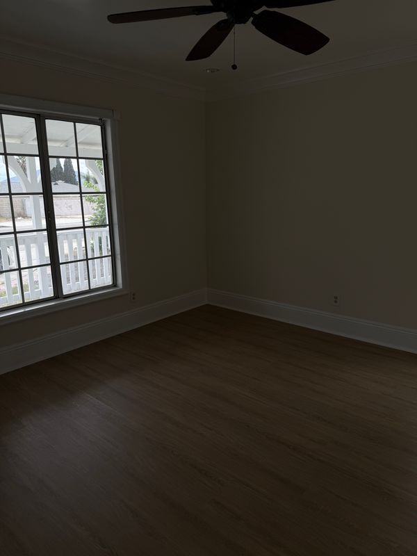 Building Photo - 9384 Fontana Ave