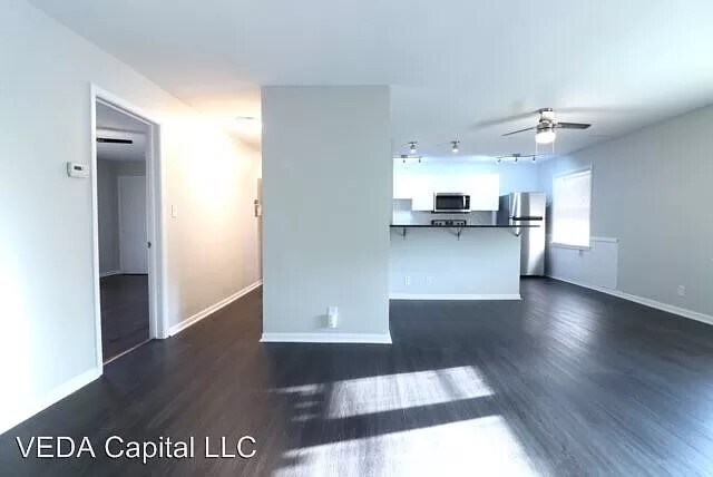 Foto del edificio - 2344 Warrensville Center Rd