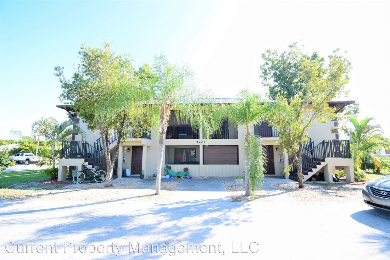 4201 Gulfstream Dr, Naples, FL 34112 Apartment for Rent in Naples, FL