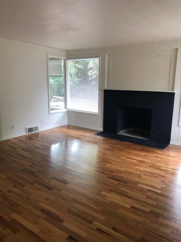 Foto del edificio - 5518 25th Ave NE