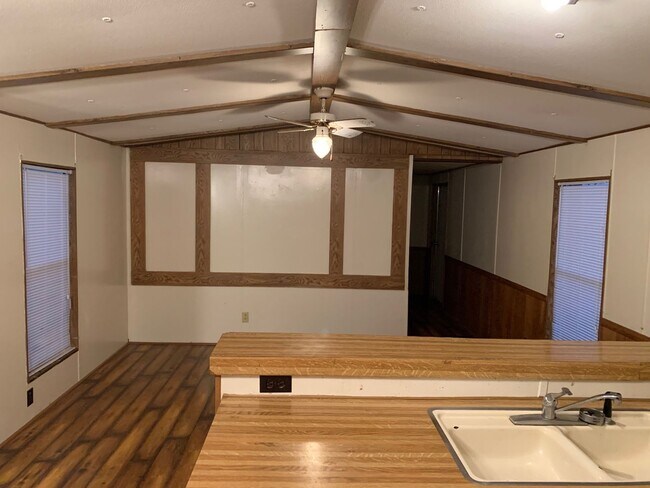 Foto del edificio - Haughton Peaceful Pines 2 Bed 1 Bath