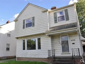 Building Photo - 4302 Silsby Rd