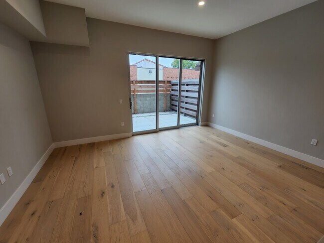 Foto del edificio - 1920 S Pacific Coast Hwy