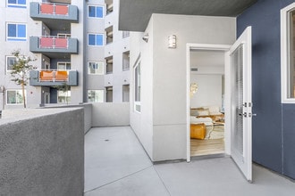 Patio - Brookhurst Place - I