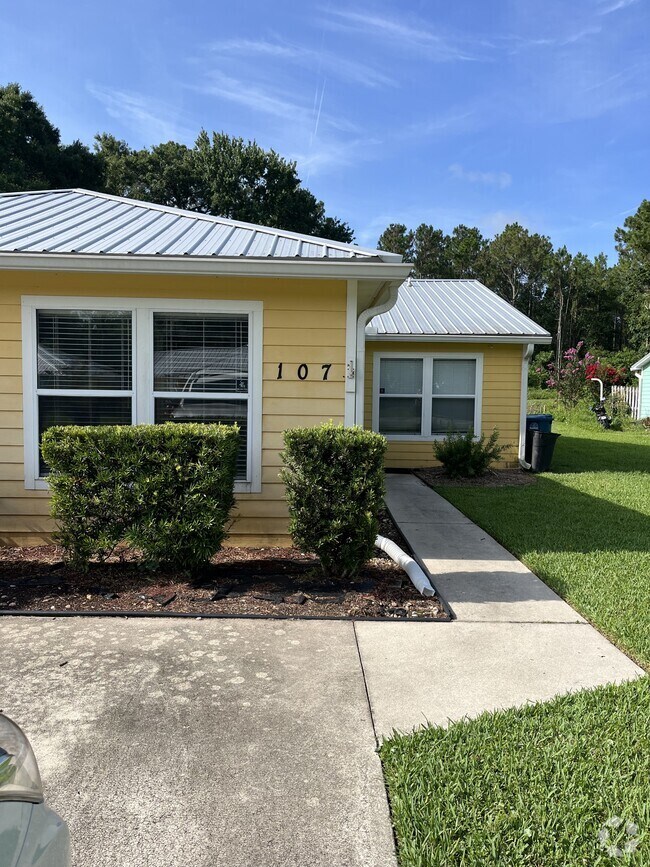 Building Photo - 107 Plantation Point Dr
