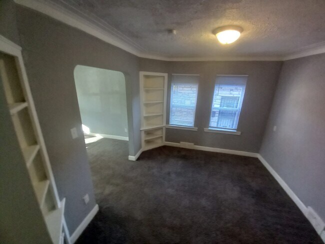 Foto del edificio - 10040 Mansfield St