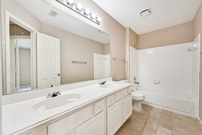 Foto del edificio - 4014 Ivywood Dr