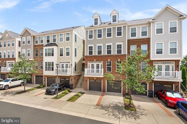 Foto del edificio - 25222 Briargate Terrace